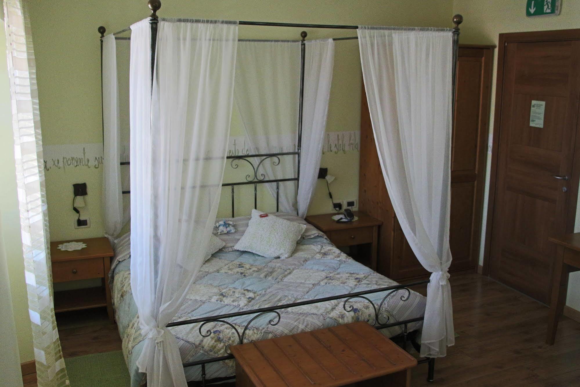 Bagnoli della Rosandra Hotel La Fontana מראה חיצוני תמונה