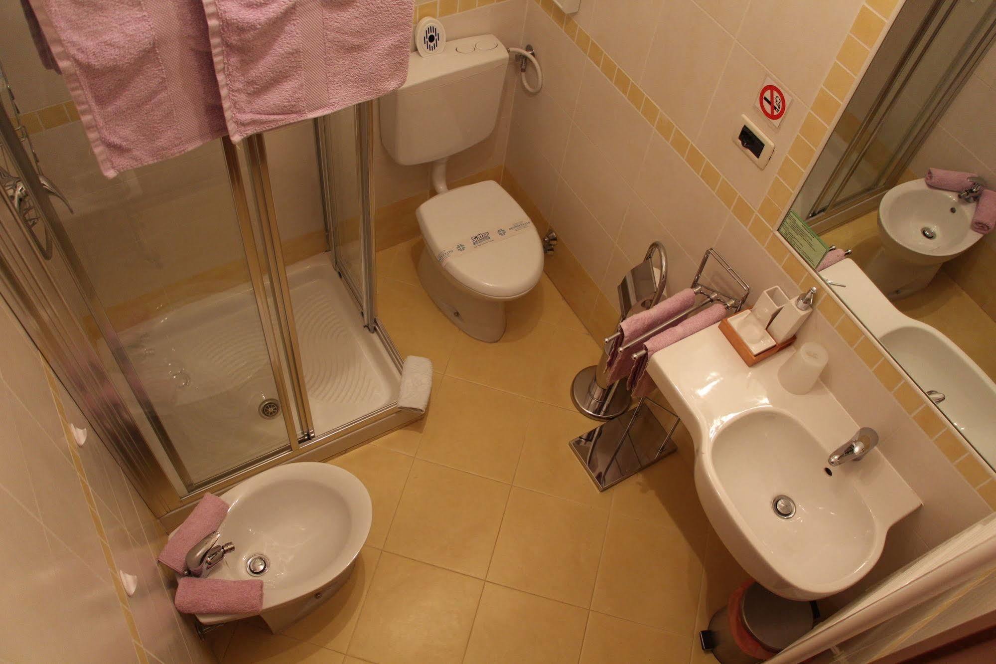 Bagnoli della Rosandra Hotel La Fontana מראה חיצוני תמונה
